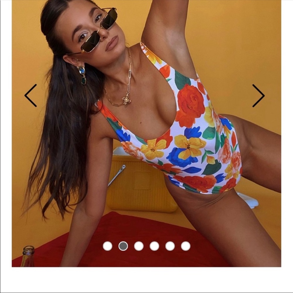 WeWoreWhat White Floral One-Piece Swimsuit with Red, Yellow & Blue Flowers